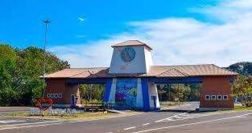 Vendo Imóvel Comercial no coração de Águas de São Pedro-SP