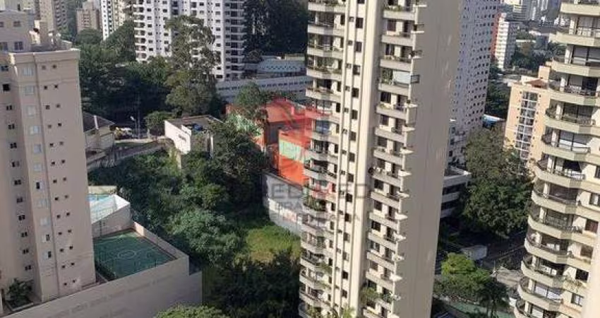 Vendemos no Morumbi apartamento com 116 mts2. 3 Quartos e 2 Vagas de Garagem