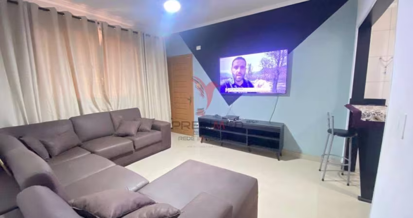 Apartamento em Santos, todo reformado com 2 Dormitórios, com suíte. Excelente Localização
