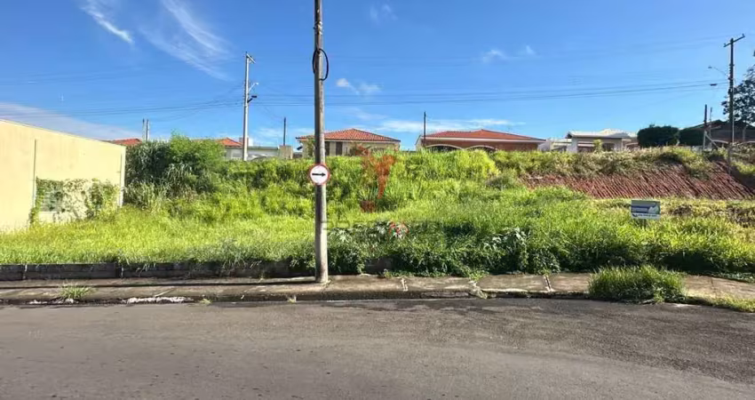 Vendo excelente terreno com 560 m² em são pedro - sp