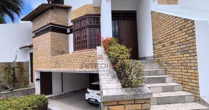 Linda casa com jardim, 4 quartos , sendo 3 suites , 4 vagas, no bairro capim macio, natal