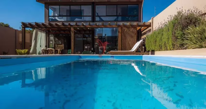 Casa de alto padrão, seu paraíso exclusivo na praia do laranjal, as fotos falam por si
