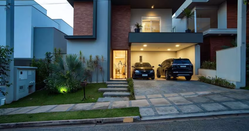 Sobrado com 4 dormitórios à venda, 299 m² por R$ 2.500.000 - Condomínio Colinas