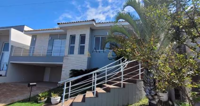 Casa com 3 dormitórios à venda, 224 m² por R$ 1.400.000,00 - Condomínio Residenc