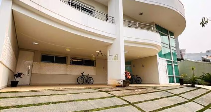 Sobrado com 4 dormitórios à venda, 586 m² por R$ 3.900.000,00 - Condomínio Resid