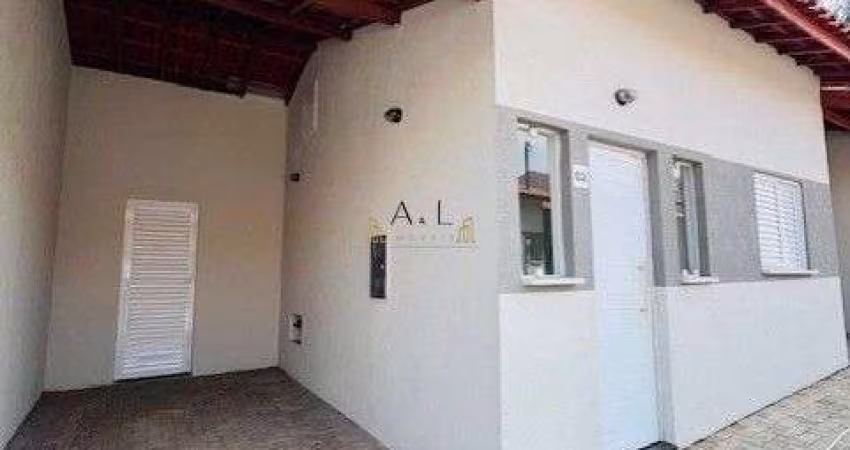 Casa com 2 dormitórios à venda, 56 m² por R$ 295.818 - Condomínio Residencial Aq