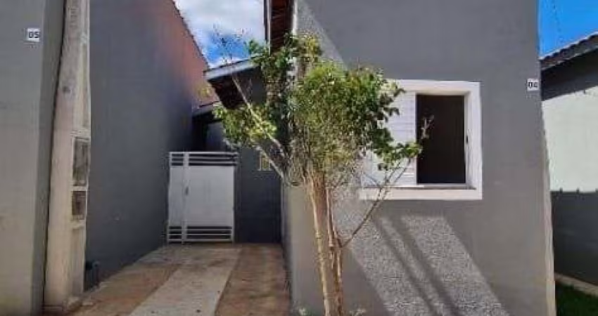 Casa com 2 dormitórios à venda, 45m² por R$220.000,00 - Condomínio Villagio Sant