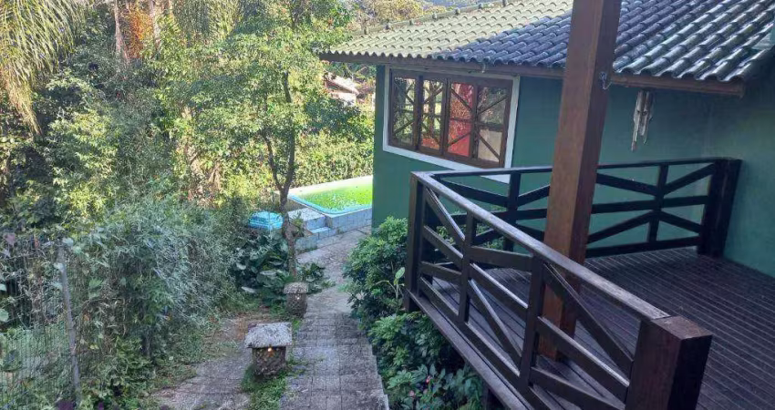 Casa com 6 dormitórios à venda, 350 m² por R$ 1.900.000,00 - Rio Tavares - Florianópolis/SC