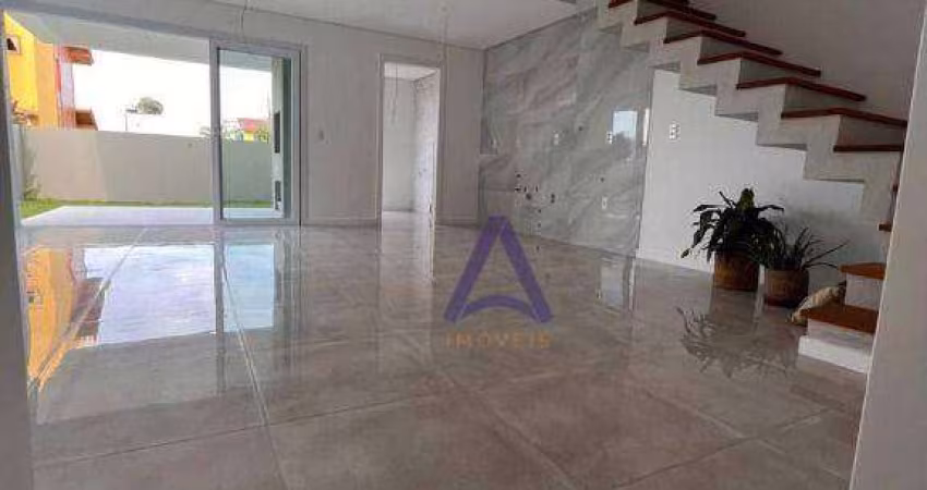 Casa com 3 dormitórios, sendo uma suíte e duas demi-suíte à venda, 150 m² por R$ 1.290.000 - Campeche - Florianópolis/SC