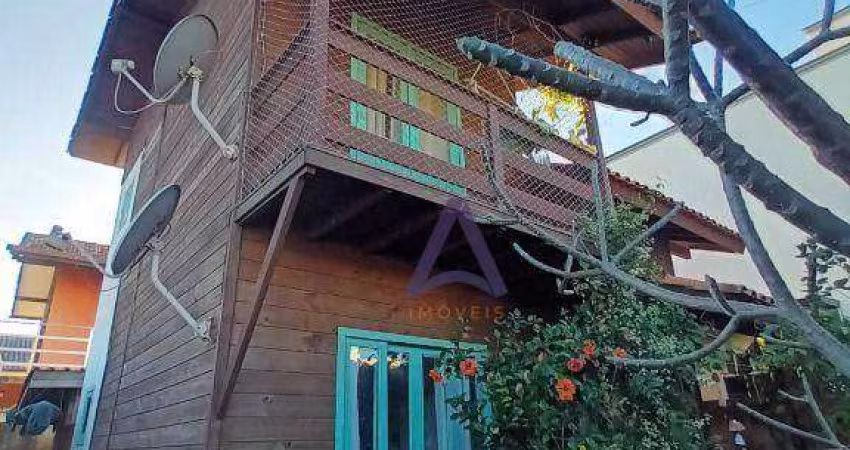 Casa com 2 dormitórios à venda, 92 m² por R$ 900.000,00 - Rio Tavares - Florianópolis/SC