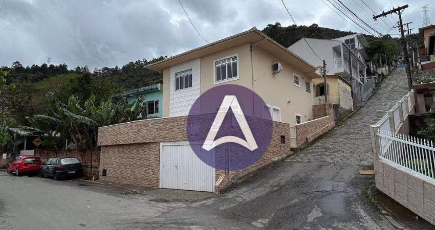 Casa com 4 dormitórios à venda, 208 m² por R$ 750.000,00 - Costeira do Pirajubaé - Florianópolis/SC