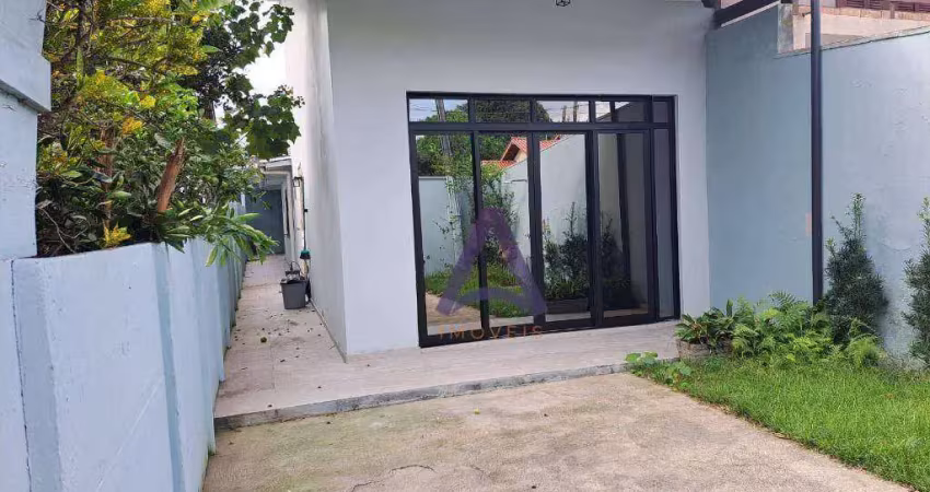 Casa com 3 dormitórios para alugar, 100 m² por R$ 3.880,00/mês - Campeche - Florianópolis/SC