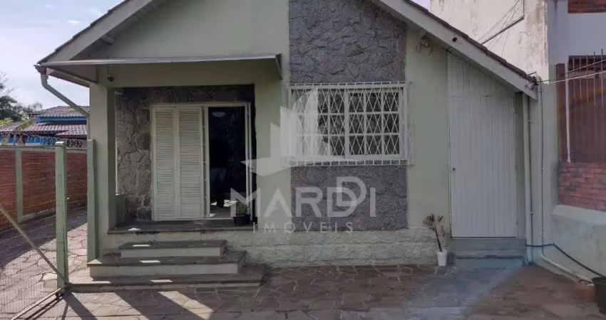 Casa com 3 quartos para alugar na Rua Upamaroti, 1006, Cristal, Porto Alegre