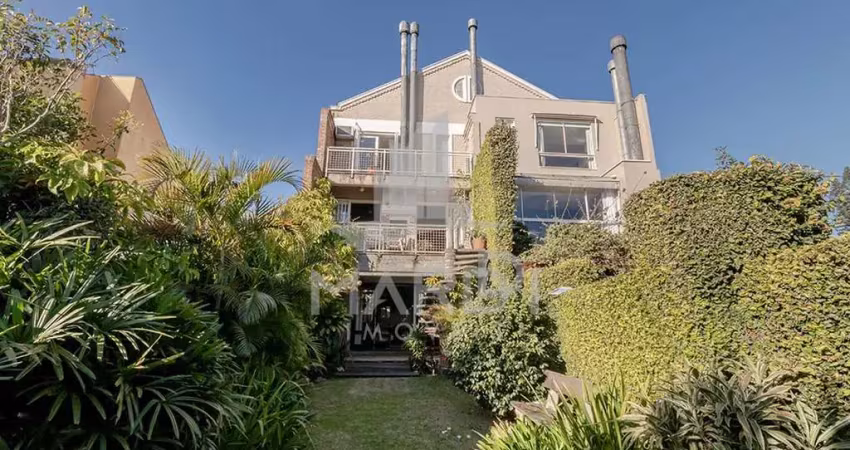Casa com 3 quartos à venda na Avenida General Barreto Viana, 618, Chácara das Pedras, Porto Alegre