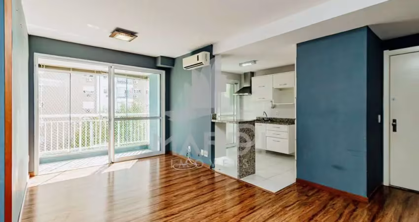 Apartamento com 3 quartos à venda na Beco Andaraí, 675, Passo da Areia, Porto Alegre