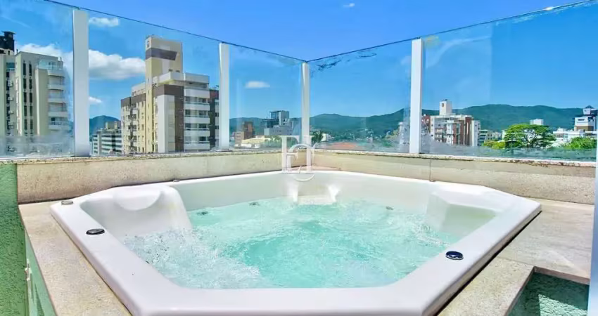 Apartamento garden com vista mar e terraço privativo no coração da agronômica