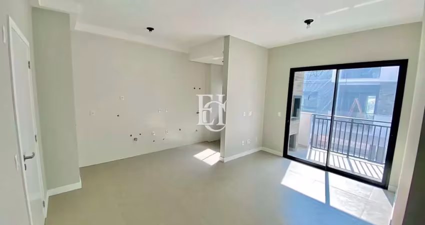 Apartamento novo com sacada gourmet a 750m da praia – cachoeira do bom jesus