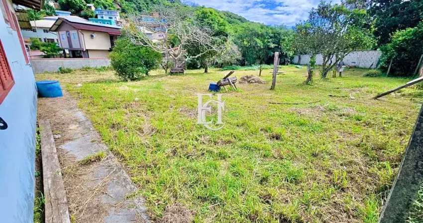 Amplo terreno à venda a 2km da praia – cachoeira do bom jesus, florianópolis/sc