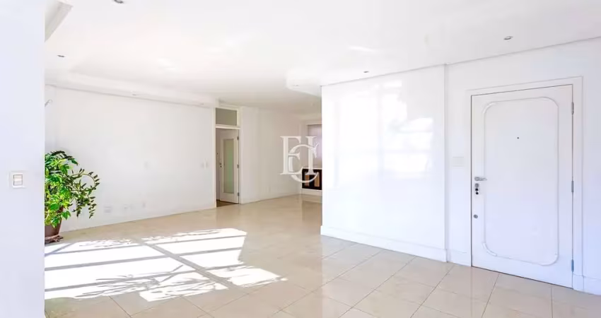 Apartamento amplo e privativo com 4 dormitórios no centro de florianópolis