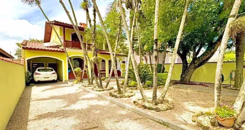 Casa ampla com 4 dormitórios, quintal e energia solar no sertão do maruim