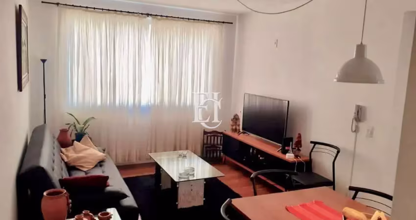 Apartamento reformado e semi mobiliado no kobrasol – 3 quartos e vaga coberta