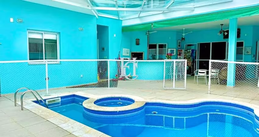 Casa de alto padrão em jurerê – localizada a 700m da praia