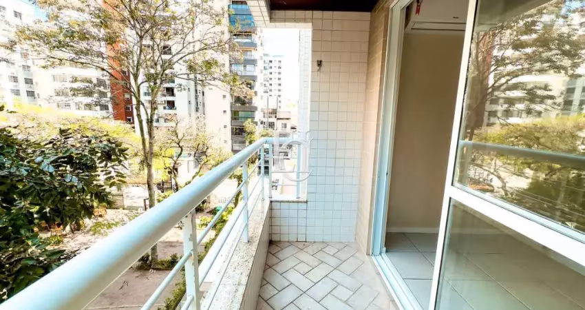 Apartamento com conforto no coração de florianópolis: com vista permanente para o verde