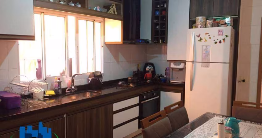 Sobrado com 3 dormitórios à venda, 129 m² por R$ 530.000,00 - Vila Flórida - Guarulhos/SP