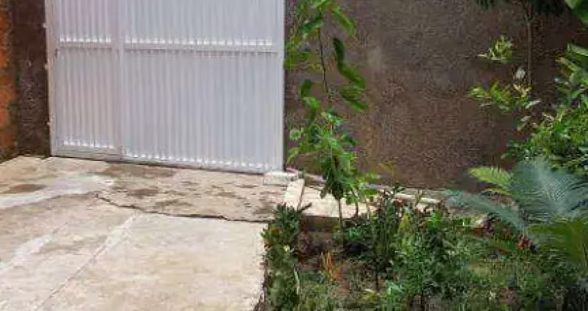 Sobrado com 2 dormitórios à venda, 130 m² por R$ 290.000,00 - Centro - Mongaguá/SP
