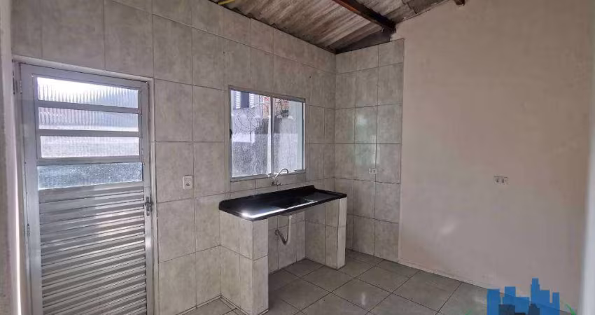 Casa com 1 dormitório para alugar, 50 m² por R$ 800,01/mês - Jardim Santa Lídia - Guarulhos/SP