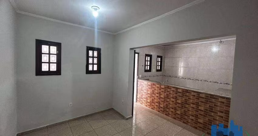 Casa com 3 dormitórios para alugar, 120 m² por R$ 3.300,01/mês - Jardim Pinhal - Guarulhos/SP