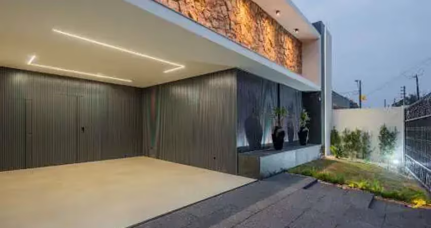 Casa com 3 dormitórios à venda, 242 m² por R$ 1.680.000,00 - Tropical 2 - Cascavel/PR