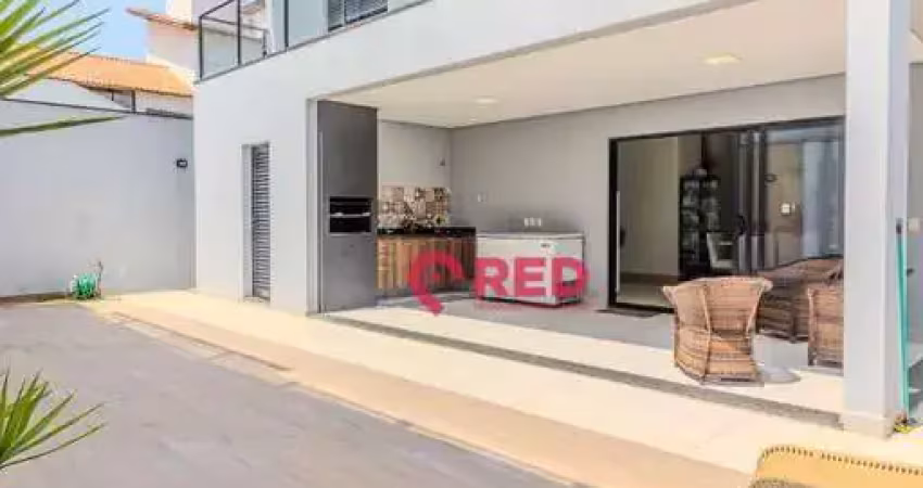 Sobrado com 3 quartos à venda, 258 m² por R$ 1.800.000 - Green Valley - Votorantim/SP