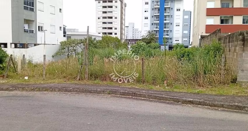 Terreno à venda na Vila Verde, Caxias do Sul 