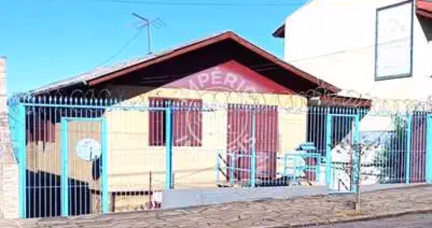 Casa 03 moradias - 03 dormitórios - localizado no bairro kayser.