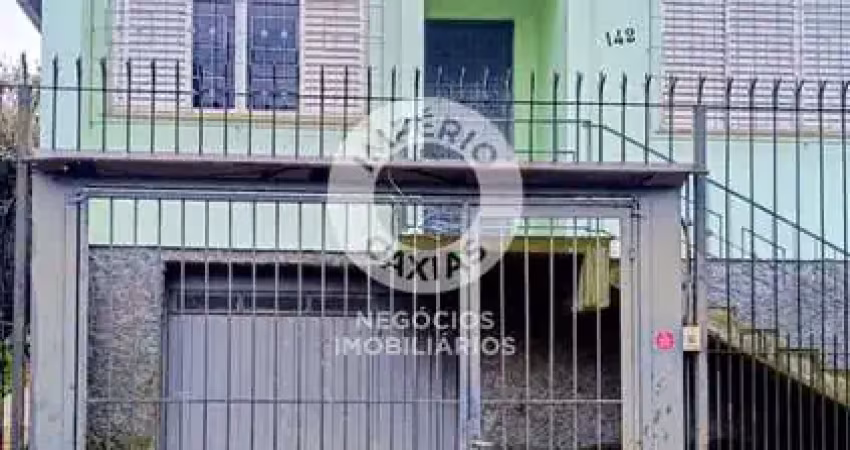 Bela casa semimobiliada 02 pavimentos, com 03 dormitórios - localizada no bairro kayser - caxias do sul - rs.