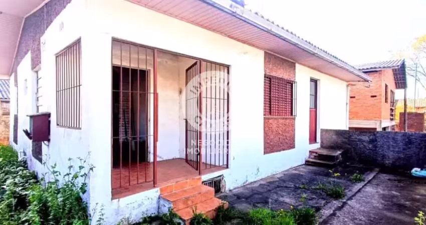 02 casas - 03 dormitórios - localizada no bairro kayser - caxias do sul - rs.