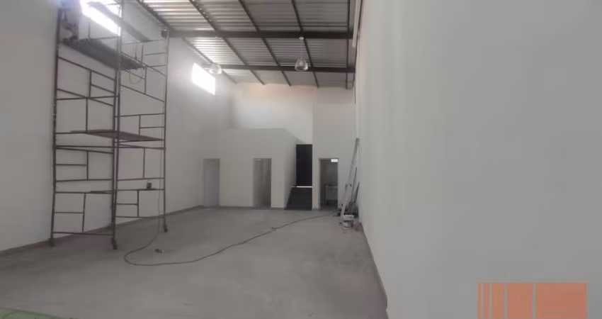 Galpão | Depósito | Armazém e 2 banheiros para Alugar, 210 m² por R$ 11.000/Mês +  IPTU - MOOCA/SP