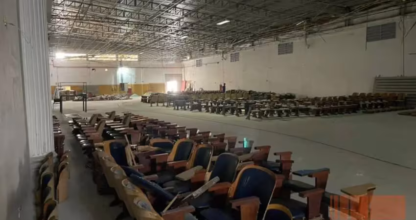 Galpão para locação no belém (6.200m² | 10 banheiros | pé direito alto)