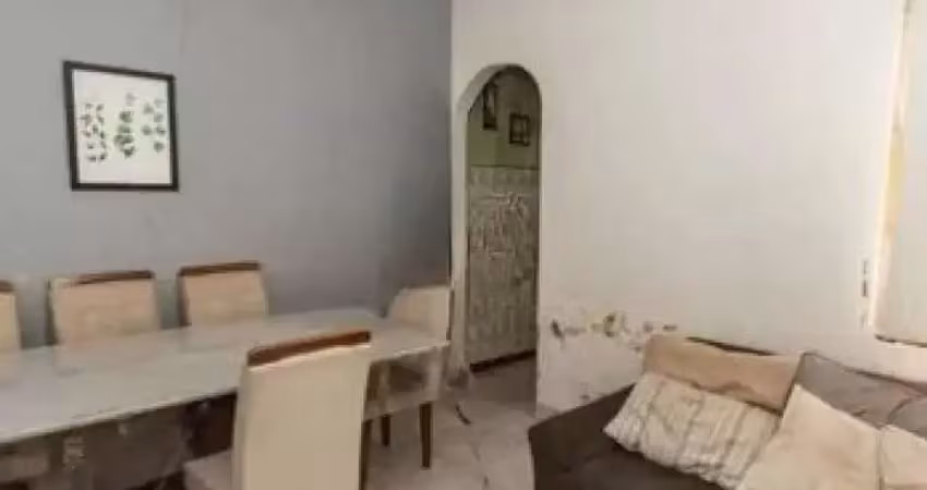 Casa com 2 quartos e 1 banheiro à venda, 102 m² por r$ 297.000,00
