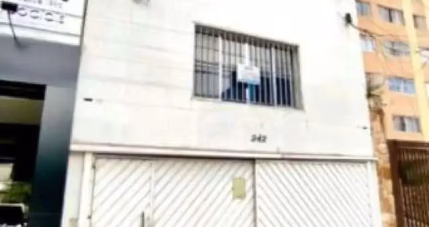 Prédio com 8 salas para alugar na Rua Icaraí, 242, Tatuapé, São Paulo