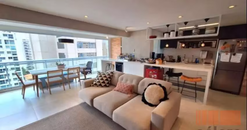Apartamento na aclimação | 74m² | 1 suíte | varanda gourmet | decorado e moderno