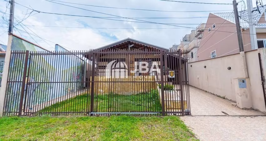 Casa com 4 quartos à venda na Rua Alfredo Pires Furiatti, 308, Xaxim, Curitiba