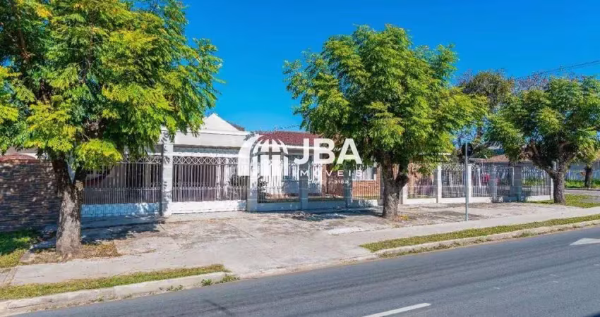 Casa com 4 quartos para alugar na Rua Salvador Ferrante, 563, Boqueirão, Curitiba