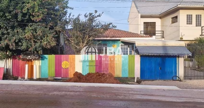 Casa com 4 quartos à venda na Leôncio Derosso, 805, Xaxim, Curitiba