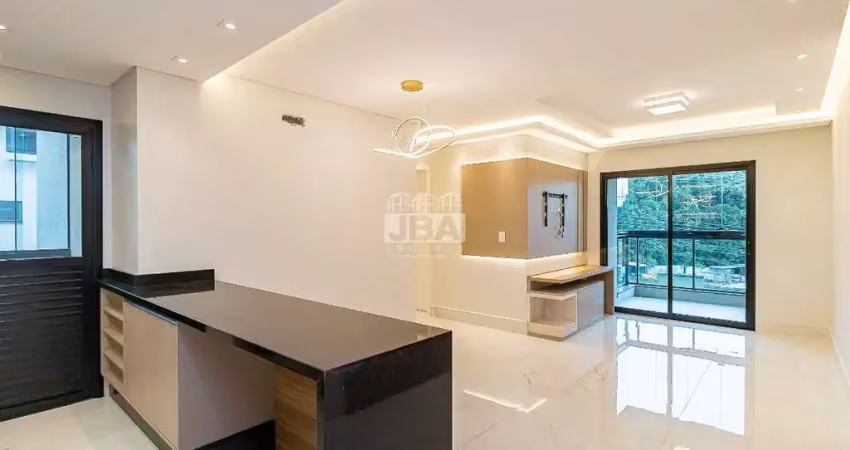 Apartamento com 3 quartos para alugar na Rua Engenheiro Ademar Munhoz, 625, Uberaba, Curitiba