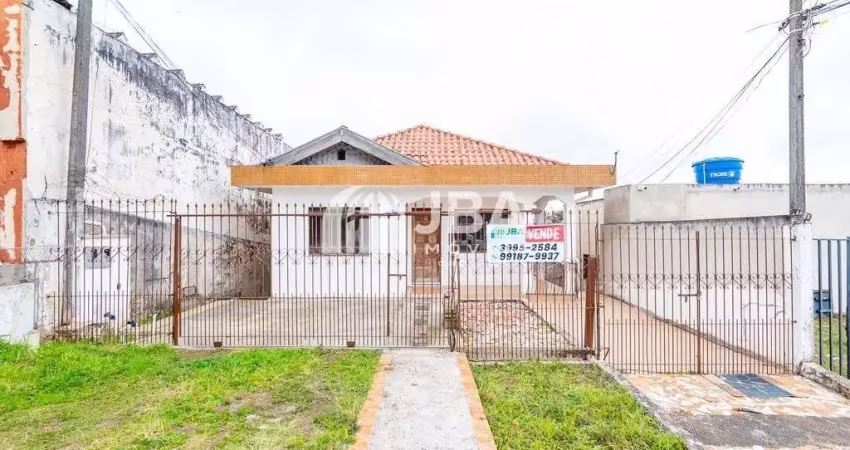 Casa com 6 quartos à venda na Rua Gastão Luiz Cruls, 1099, Bairro Alto, Curitiba