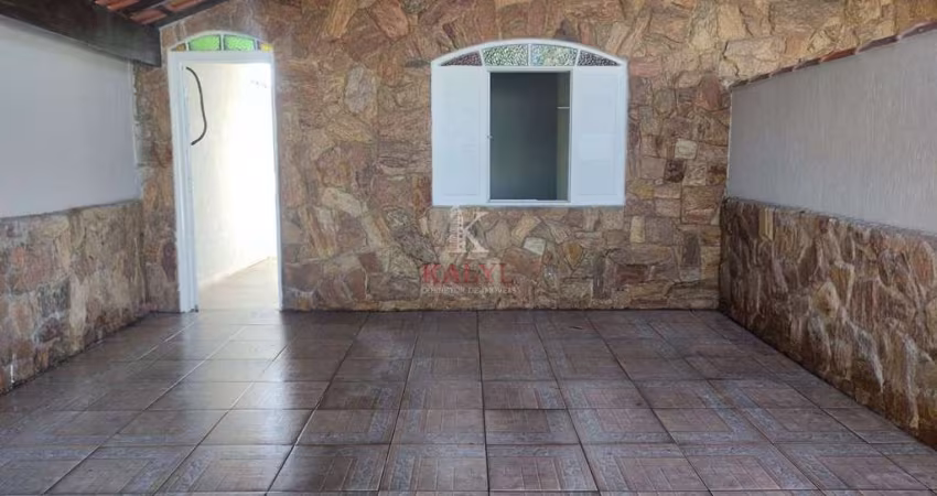 Casa com 3 quartos, Guilhermina, Praia Grande - R$ 750 mil, Cod: 8404