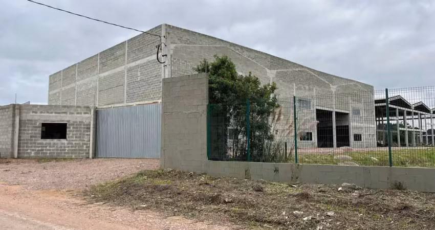 Barracão em são josé dos pinhais | 1.400m² | pronto para sua empresa