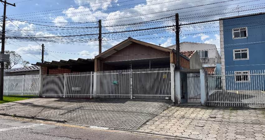 Casa com 3 Quartos e Edícula com Churrasqueira – Bairro Cruzeiro, São José dos Pinhais!